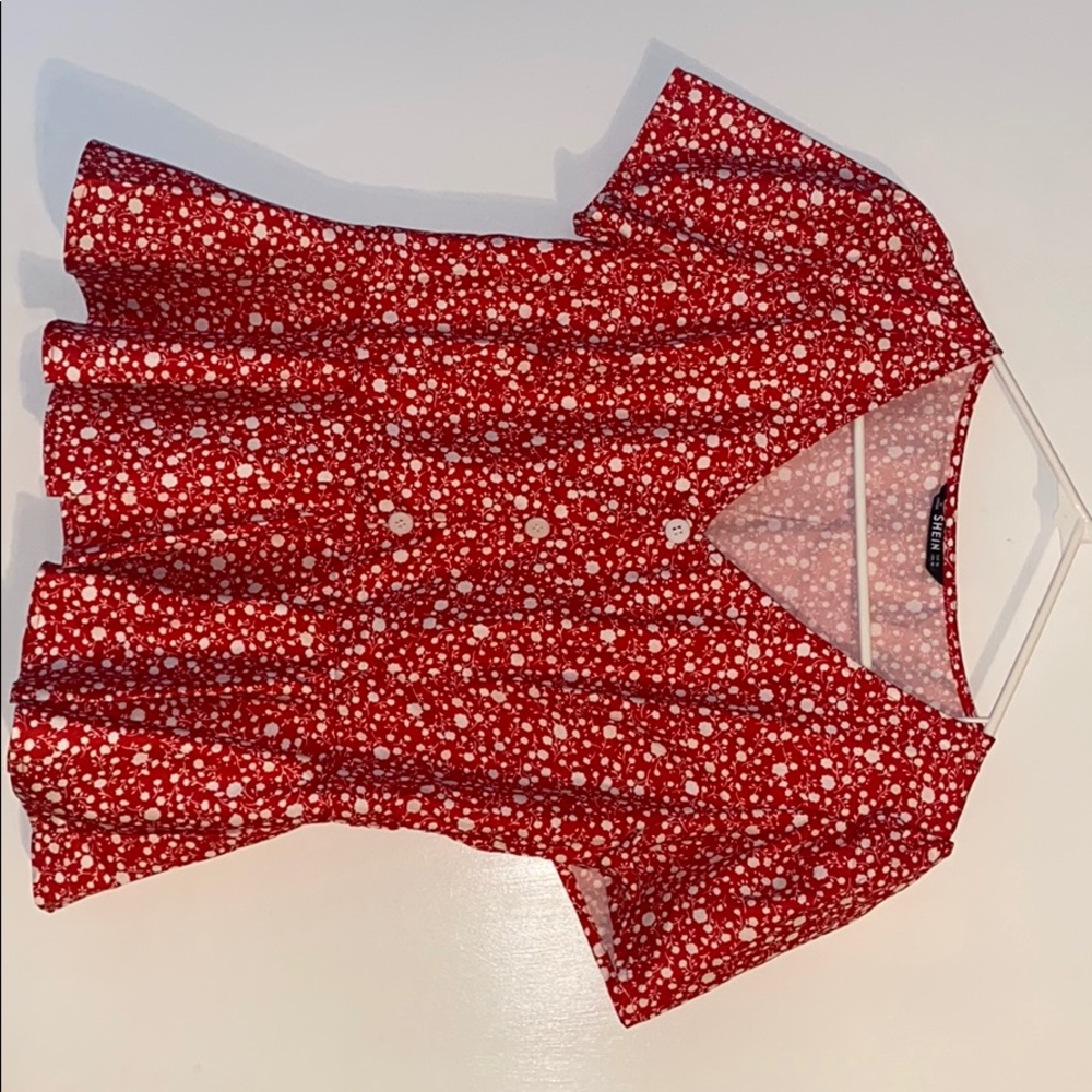 Shein Women’s floral top.